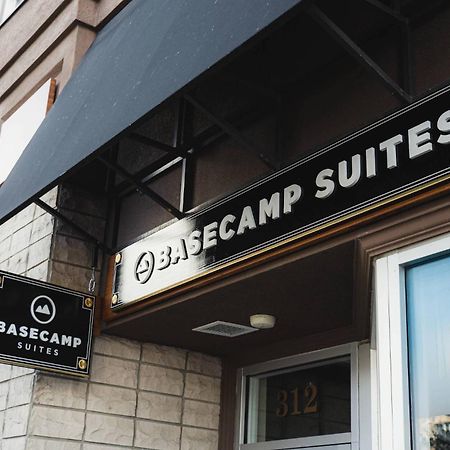 Basecamp Suites Banff Exteriör bild