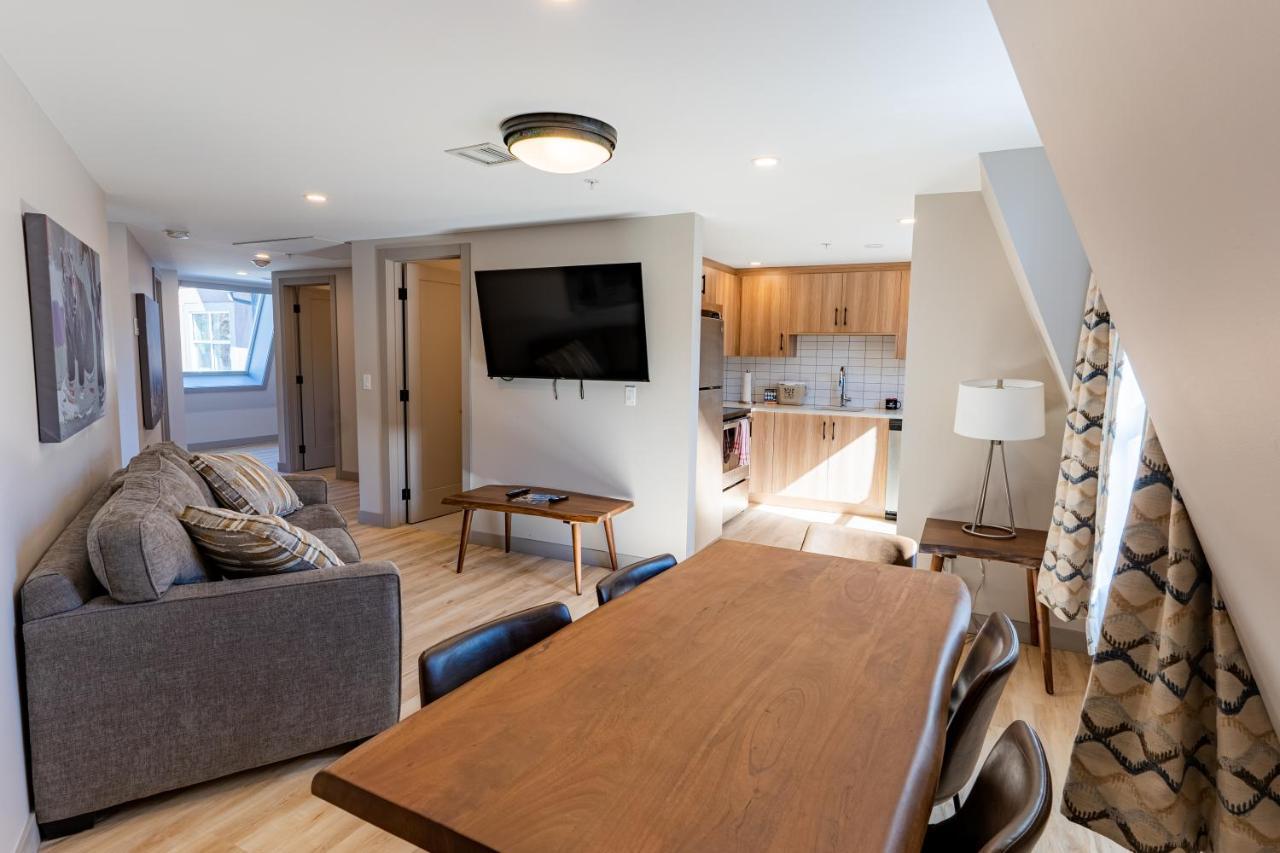 Basecamp Suites Banff Exteriör bild